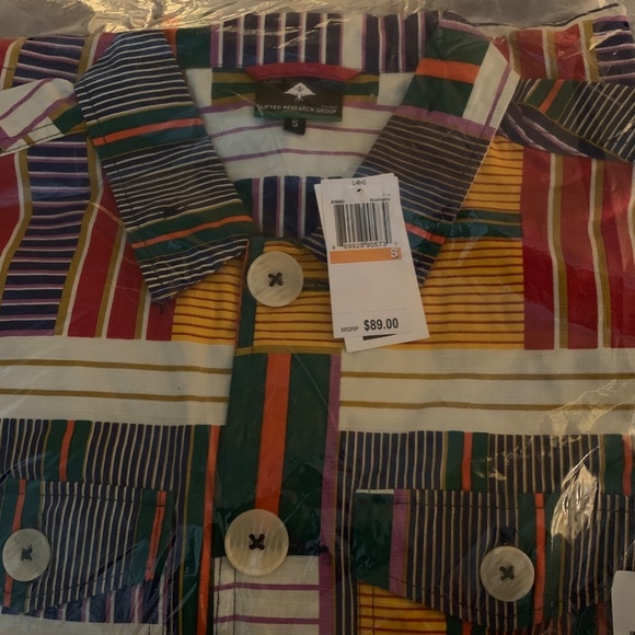 LRG button up - Picture 2 of 2